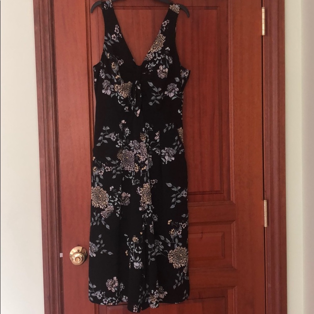 Candie’s Black Floral Jumpsuit SIZE L - Picture 4 of 6